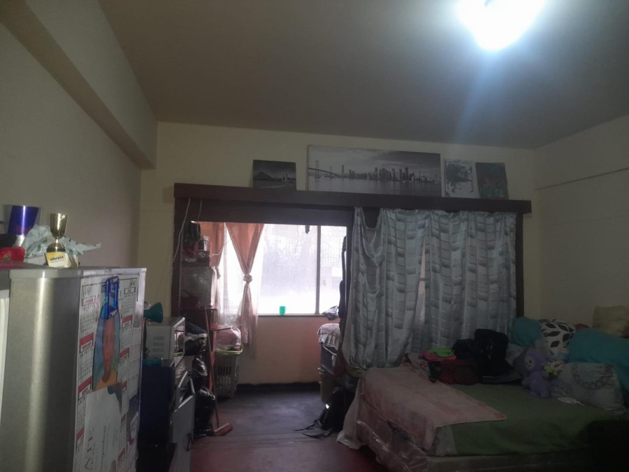 1 Bedroom Property for Sale in Hillbrow Gauteng