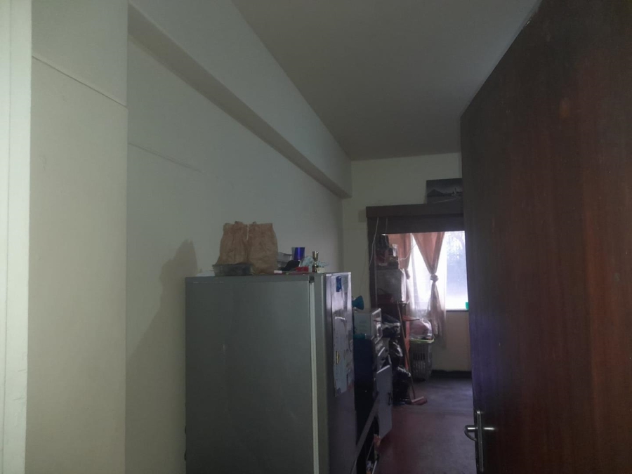 1 Bedroom Property for Sale in Hillbrow Gauteng