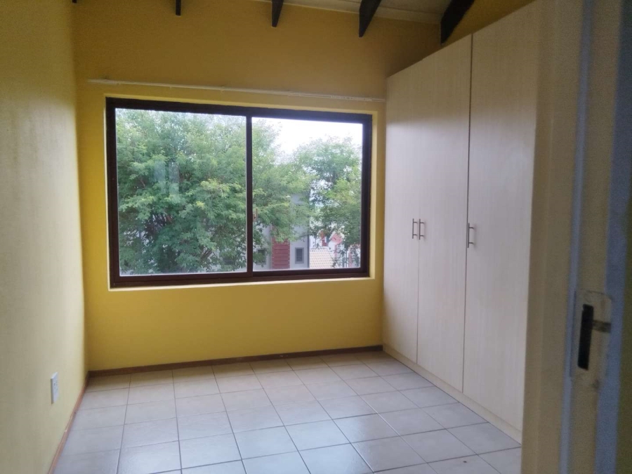 2 Bedroom Property for Sale in Honeydew Grove Gauteng