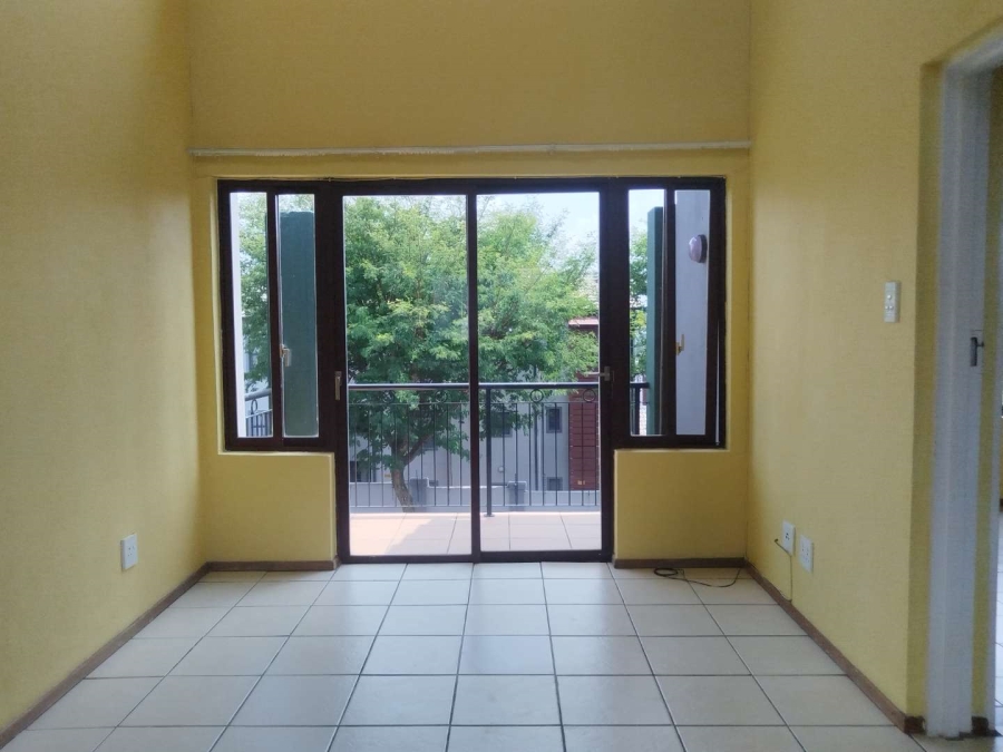 2 Bedroom Property for Sale in Honeydew Grove Gauteng