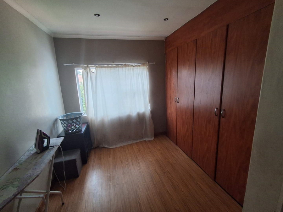 4 Bedroom Property for Sale in Monument Park Gauteng