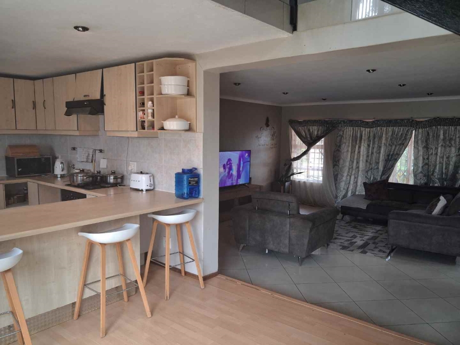 4 Bedroom Property for Sale in Monument Park Gauteng