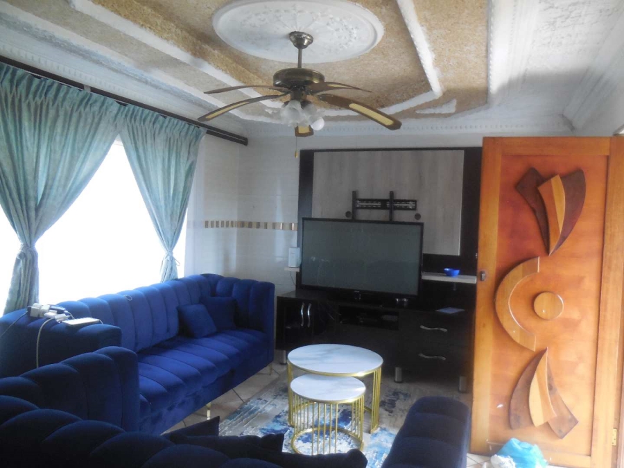 3 Bedroom Property for Sale in Lindo Park Gauteng