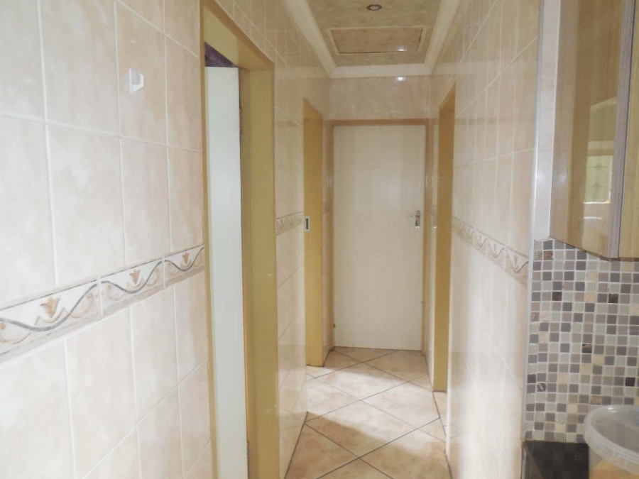 3 Bedroom Property for Sale in Lindo Park Gauteng