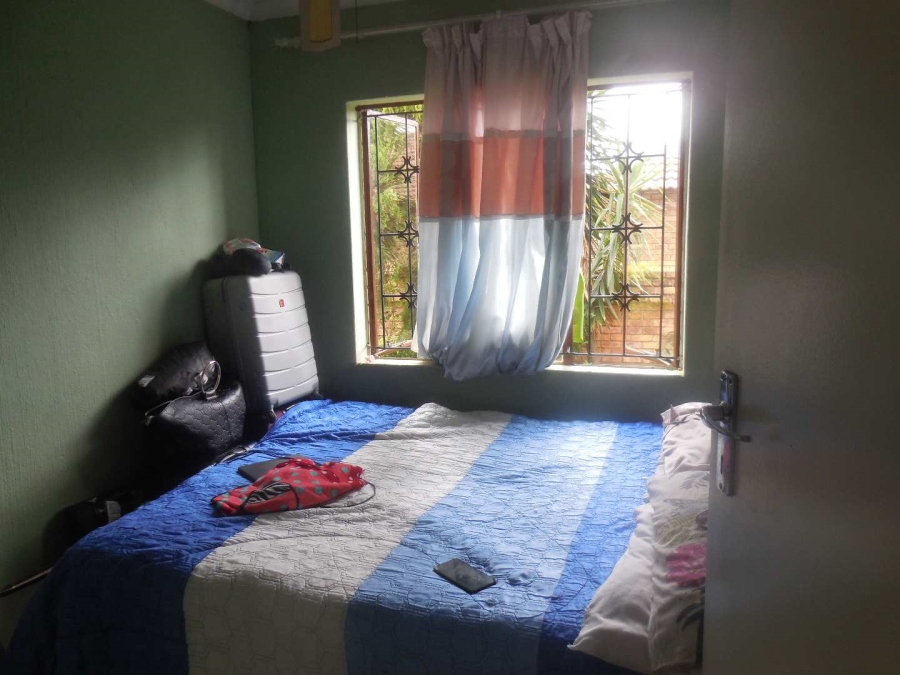 3 Bedroom Property for Sale in Lindo Park Gauteng