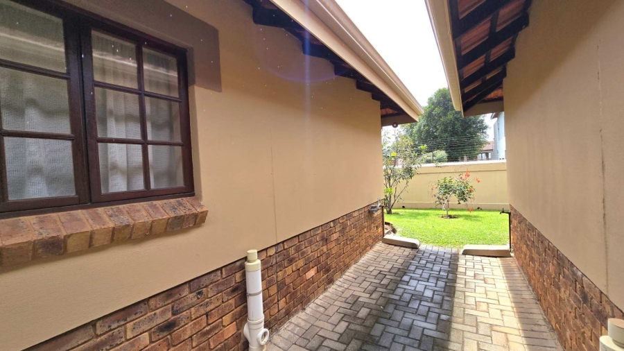 2 Bedroom Property for Sale in Montana Gauteng