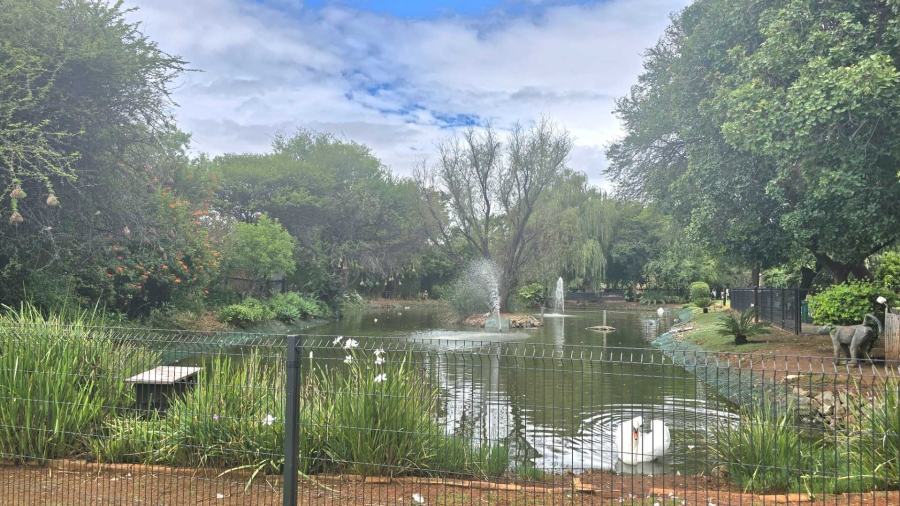 2 Bedroom Property for Sale in Montana Gauteng