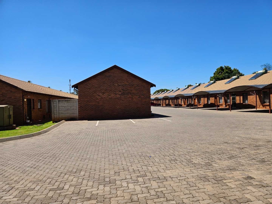3 Bedroom Property for Sale in The Orchards Gauteng
