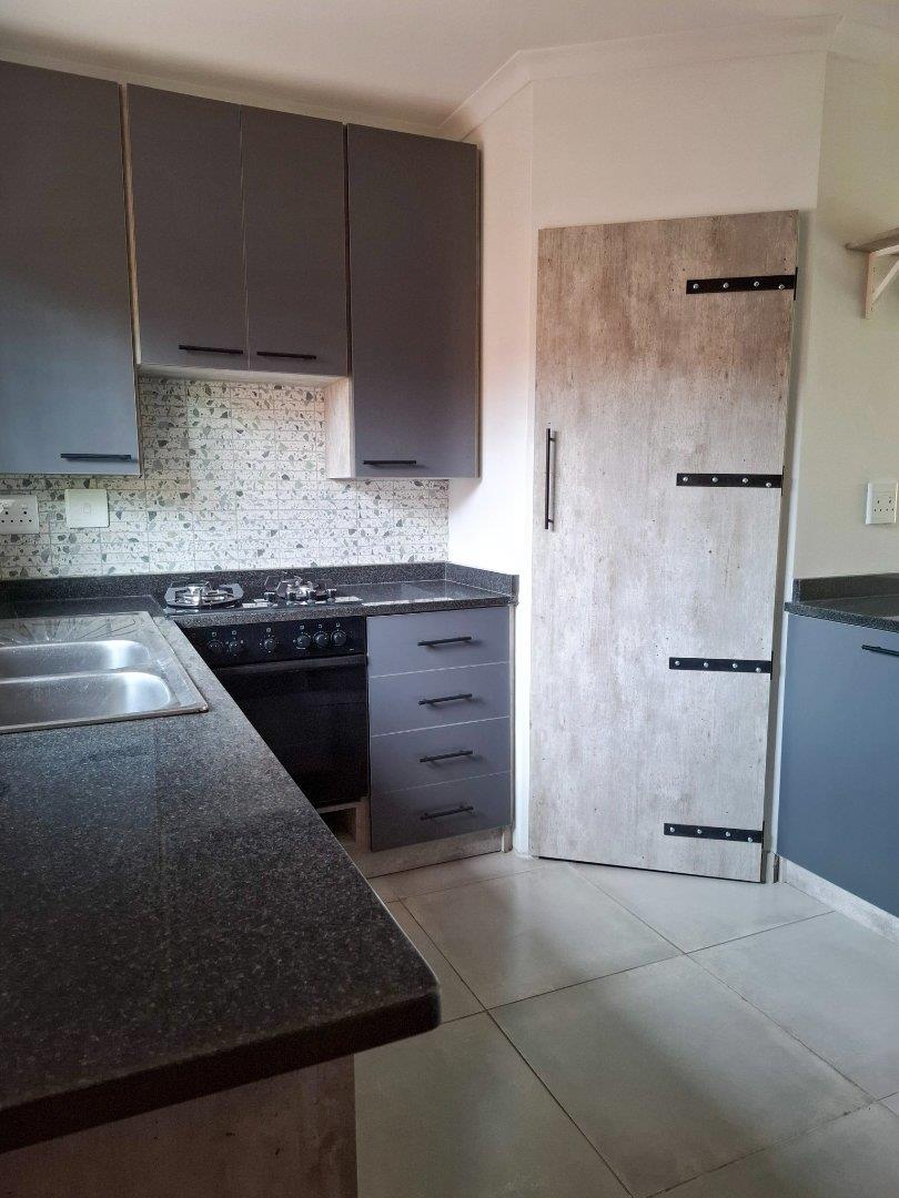 2 Bedroom Property for Sale in Elardus Park Gauteng