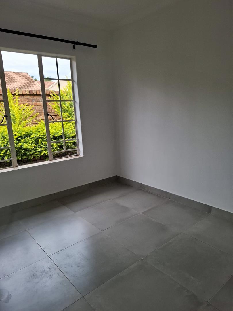 2 Bedroom Property for Sale in Elardus Park Gauteng