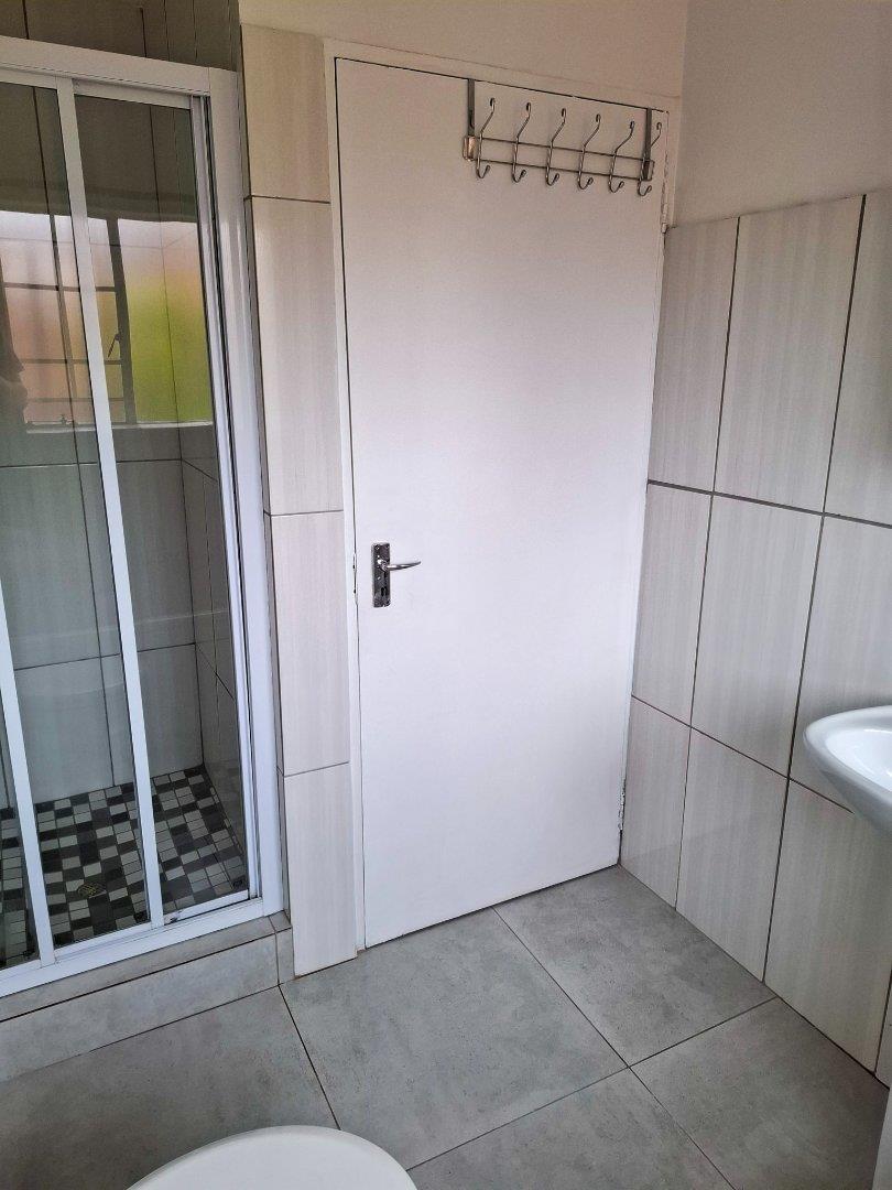 2 Bedroom Property for Sale in Elardus Park Gauteng