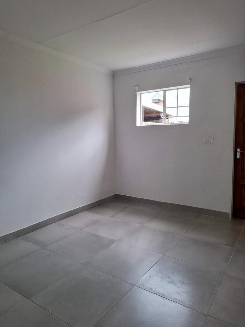2 Bedroom Property for Sale in Elardus Park Gauteng