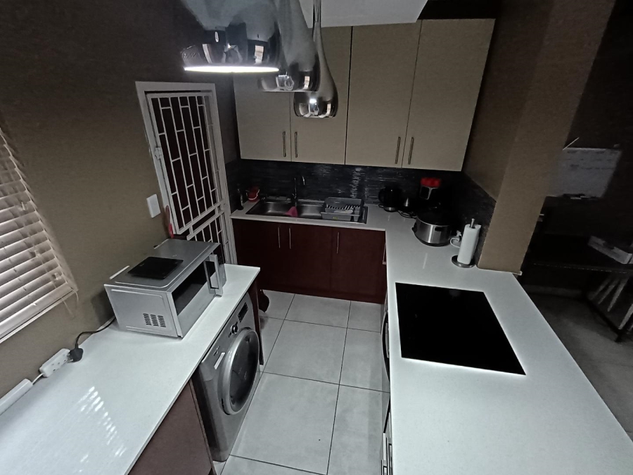2 Bedroom Property for Sale in Hatfield Gauteng