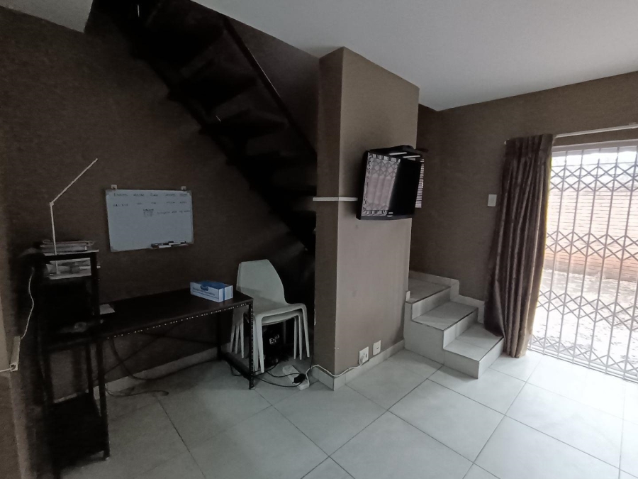 2 Bedroom Property for Sale in Hatfield Gauteng