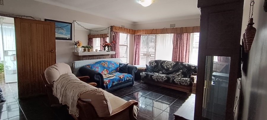 3 Bedroom Property for Sale in Nimrod Park Gauteng
