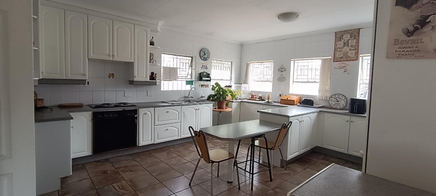 3 Bedroom Property for Sale in Nimrod Park Gauteng