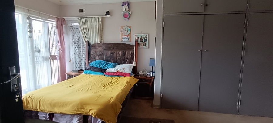 3 Bedroom Property for Sale in Nimrod Park Gauteng