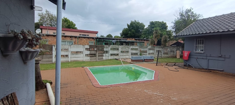 3 Bedroom Property for Sale in Nimrod Park Gauteng