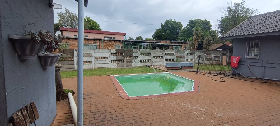 3 Bedroom Property for Sale in Nimrod Park Gauteng
