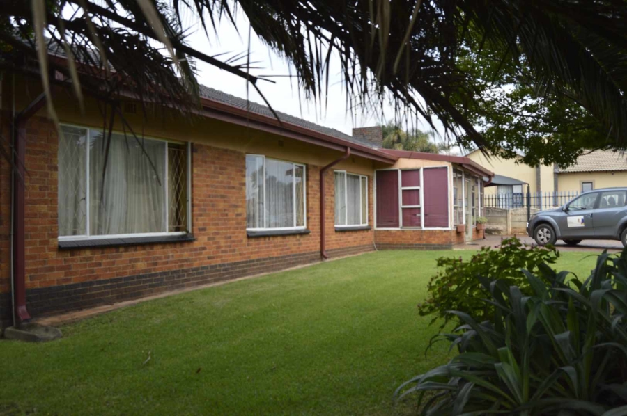 3 Bedroom Property for Sale in Birchleigh Gauteng