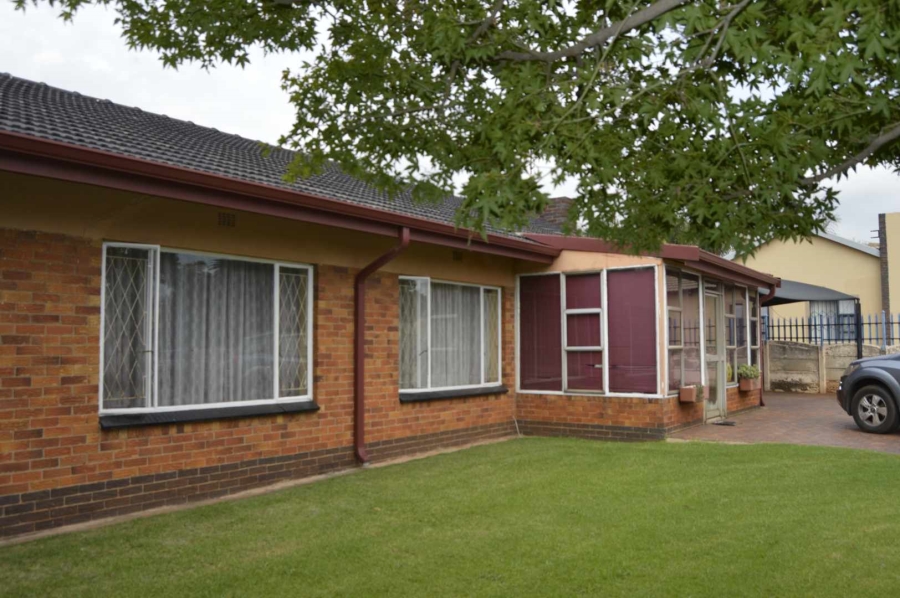 3 Bedroom Property for Sale in Birchleigh Gauteng