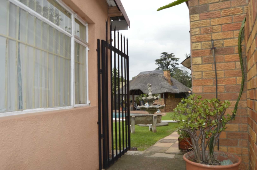 3 Bedroom Property for Sale in Birchleigh Gauteng