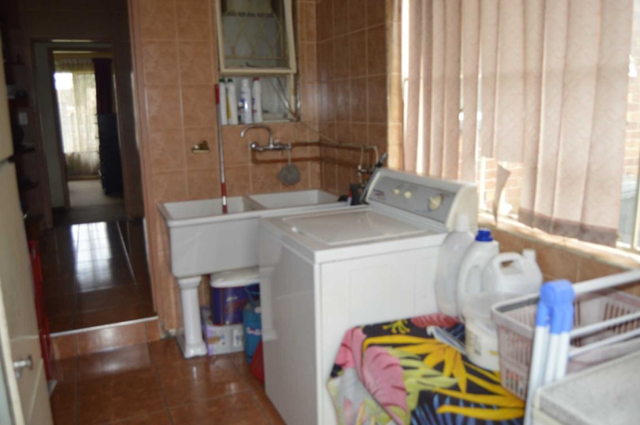 3 Bedroom Property for Sale in Birchleigh Gauteng