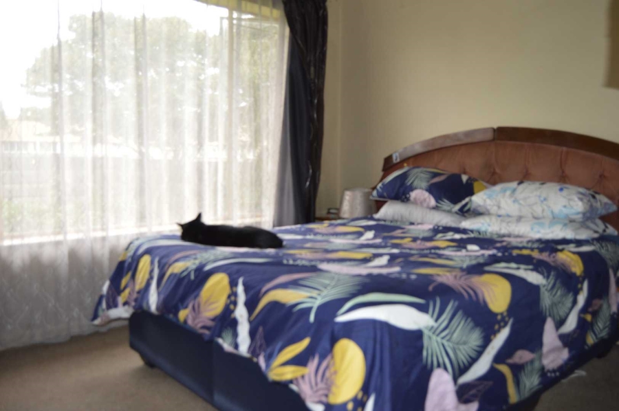 3 Bedroom Property for Sale in Birchleigh Gauteng