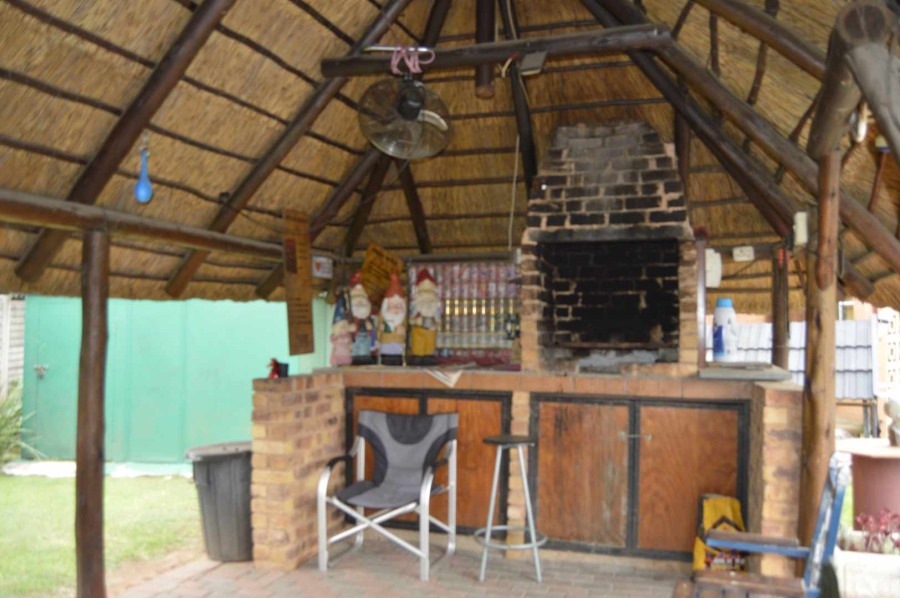 3 Bedroom Property for Sale in Birchleigh Gauteng