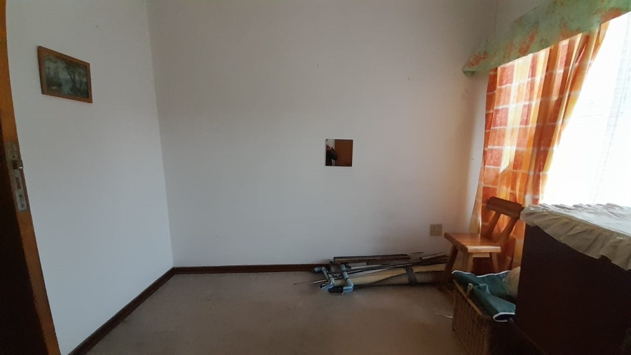 5 Bedroom Property for Sale in Birchleigh Gauteng