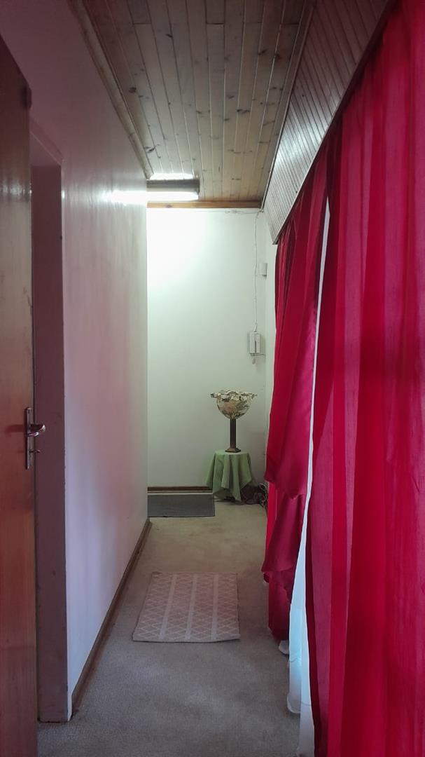 5 Bedroom Property for Sale in Birchleigh Gauteng