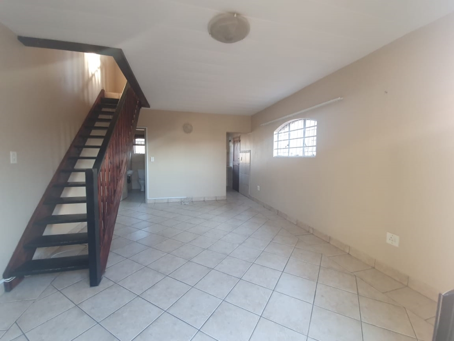 To Let 2 Bedroom Property for Rent in Erasmuskloof Gauteng