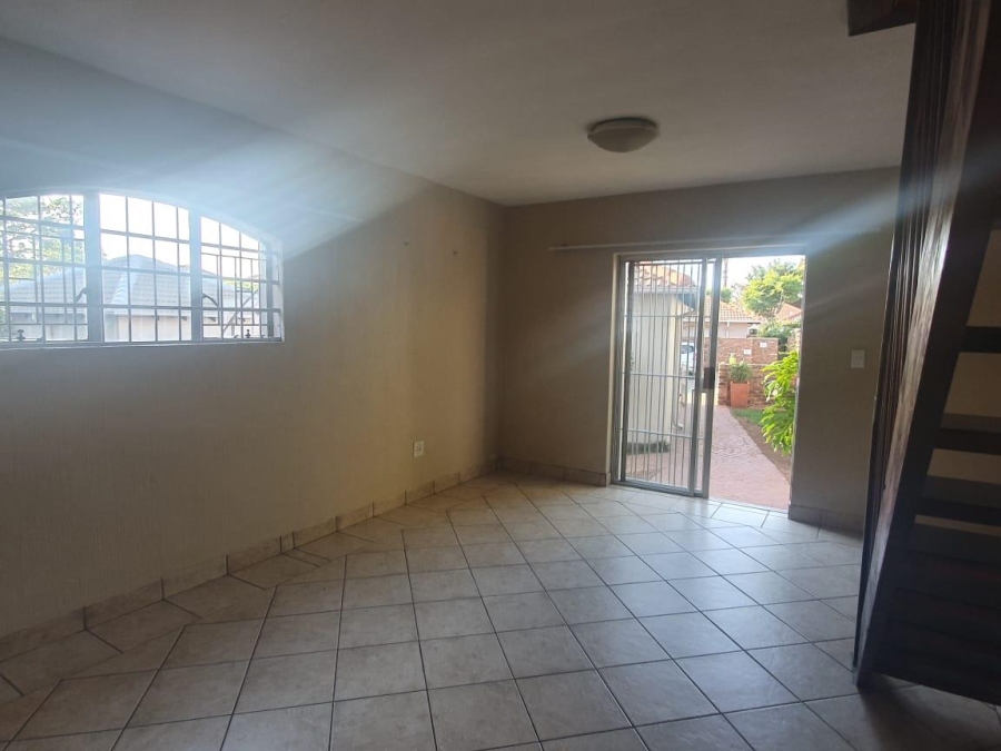 To Let 2 Bedroom Property for Rent in Erasmuskloof Gauteng