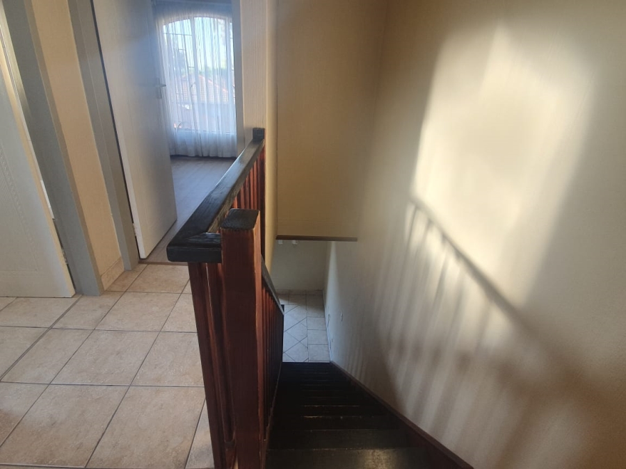 To Let 2 Bedroom Property for Rent in Erasmuskloof Gauteng