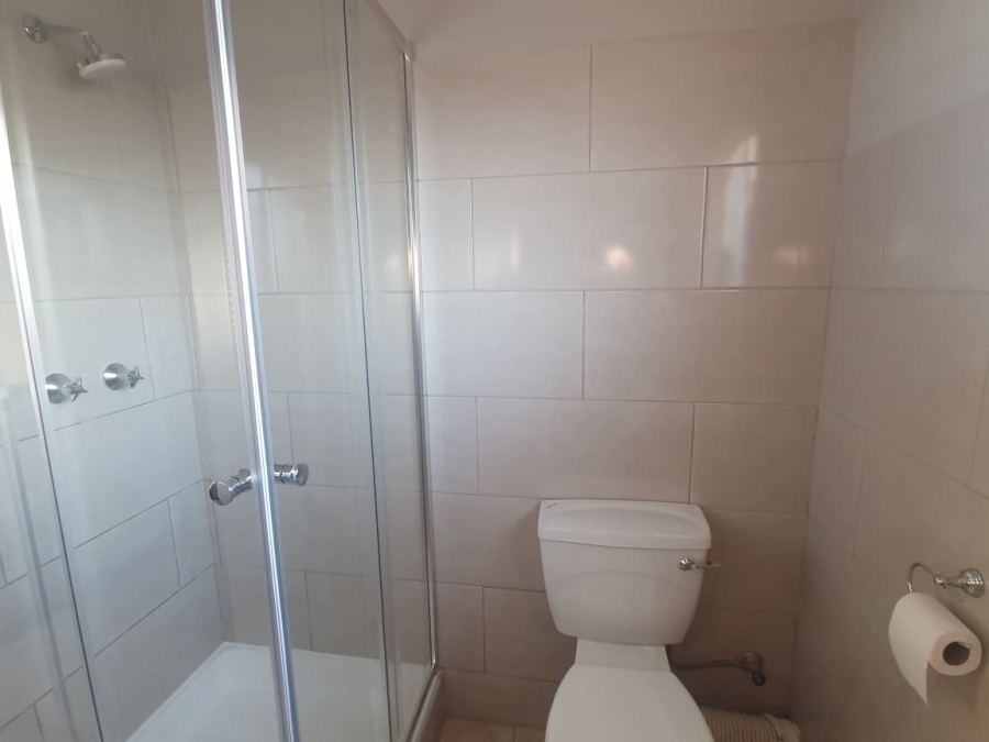 To Let 2 Bedroom Property for Rent in Erasmuskloof Gauteng