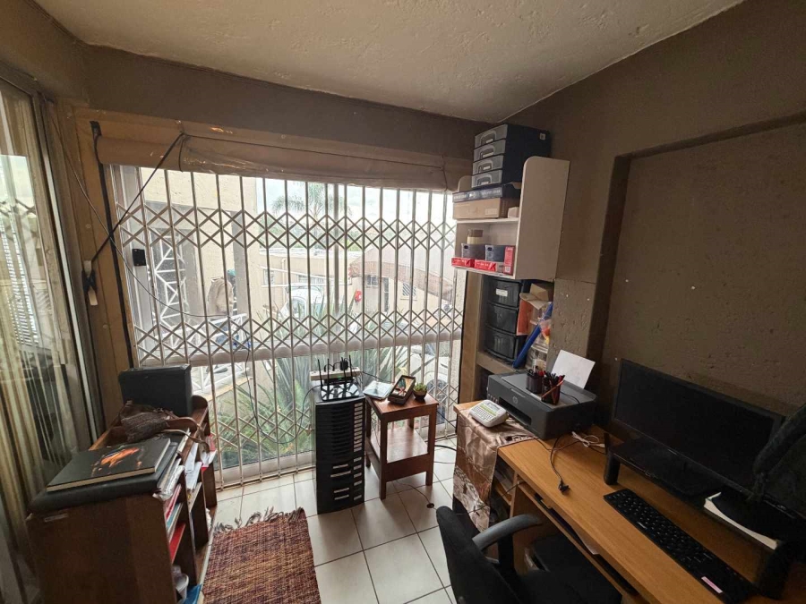 2 Bedroom Property for Sale in Rangeview Gauteng