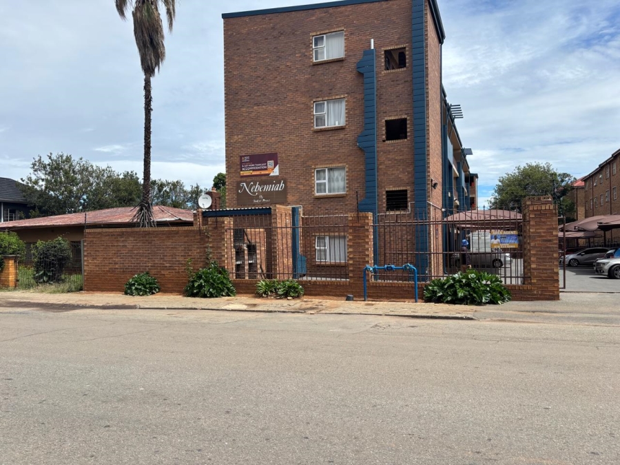 2 Bedroom Property for Sale in Kempton Park Gauteng