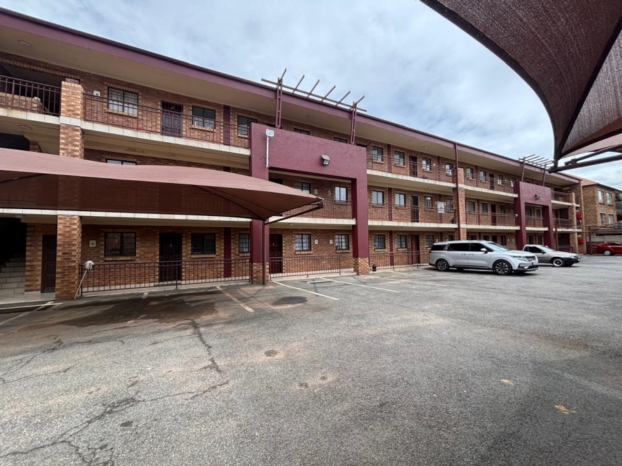 1 Bedroom Property for Sale in Kempton Park Gauteng