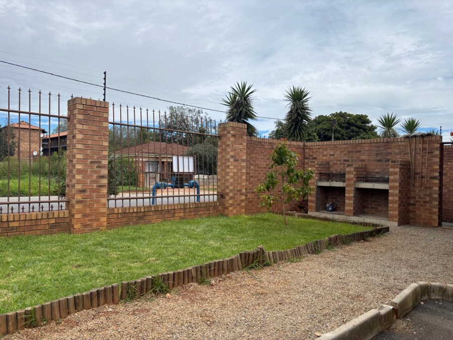 1 Bedroom Property for Sale in Kempton Park Gauteng