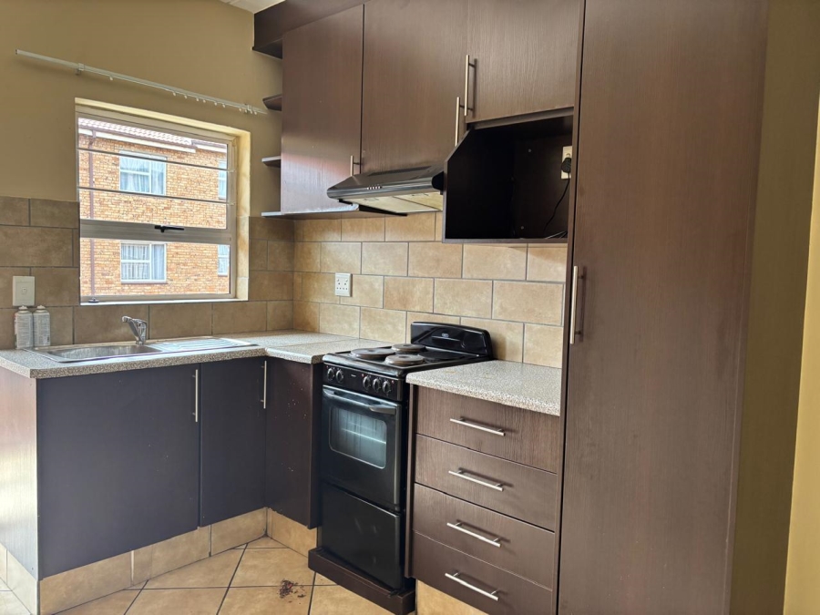 2 Bedroom Property for Sale in Kempton Park Gauteng