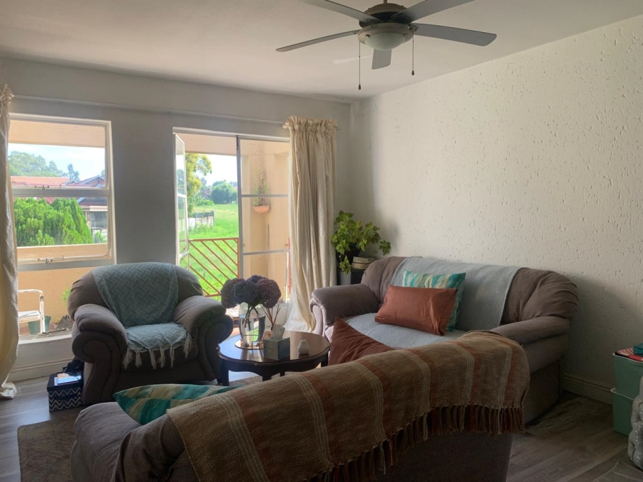 3 Bedroom Property for Sale in Brackendowns Gauteng