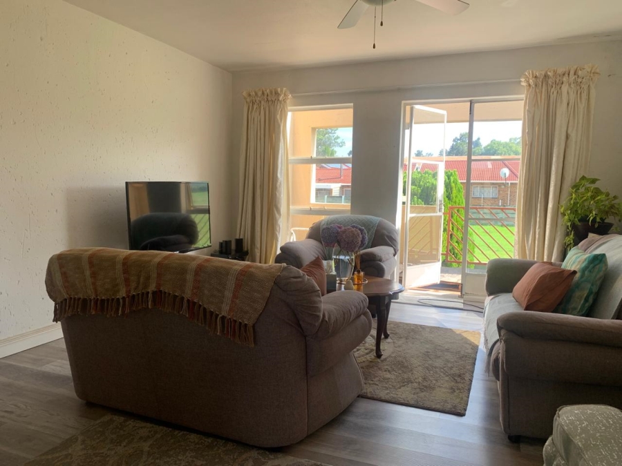 3 Bedroom Property for Sale in Brackendowns Gauteng