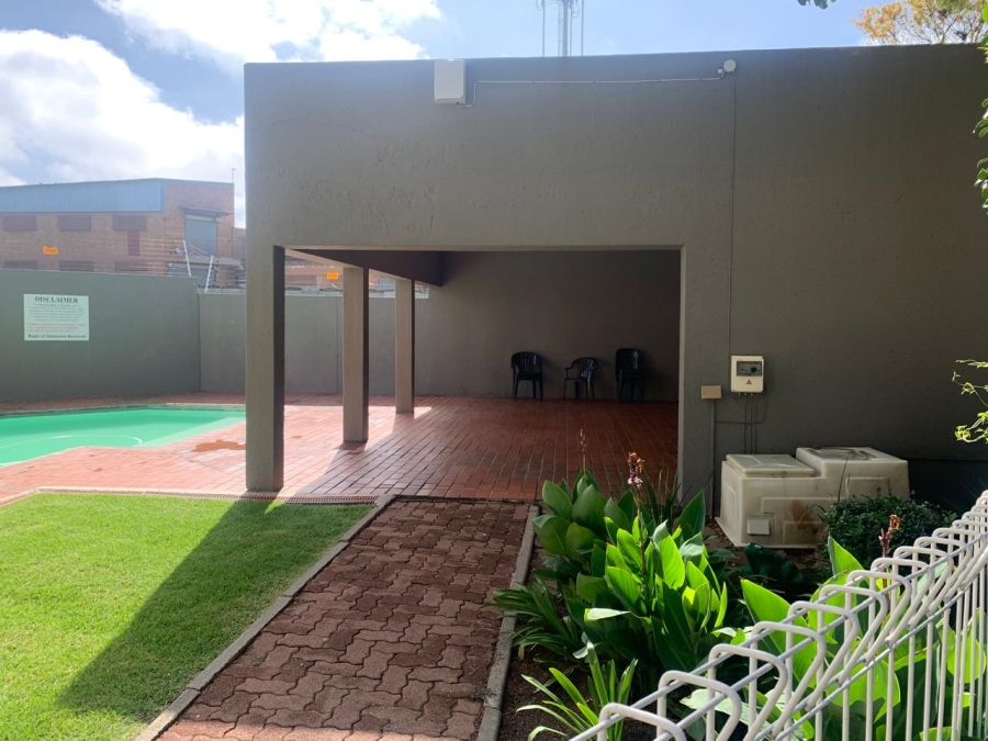 3 Bedroom Property for Sale in Brackendowns Gauteng