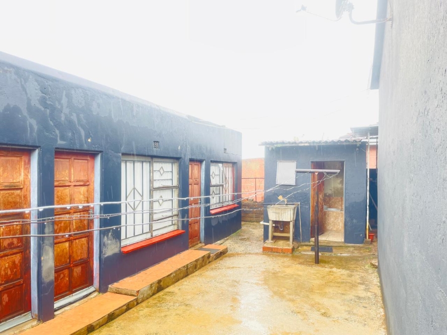 2 Bedroom Property for Sale in Doornkop Gauteng