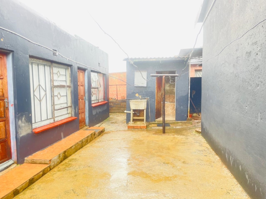 2 Bedroom Property for Sale in Doornkop Gauteng