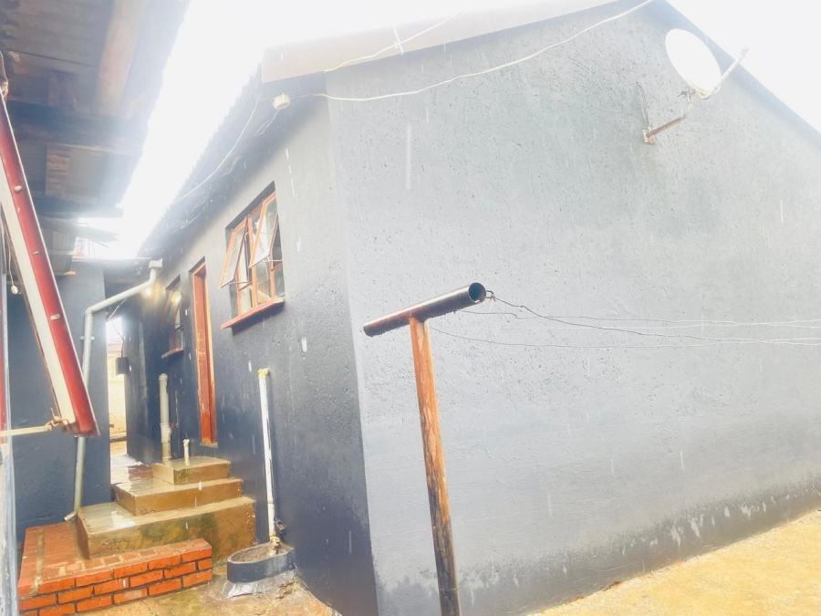 2 Bedroom Property for Sale in Doornkop Gauteng