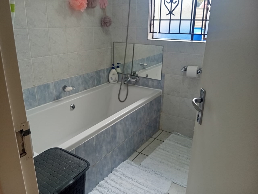 2 Bedroom Property for Sale in Kibler Park Gauteng