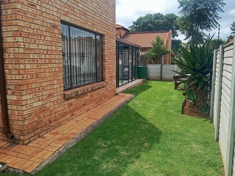 2 Bedroom Property for Sale in Kibler Park Gauteng