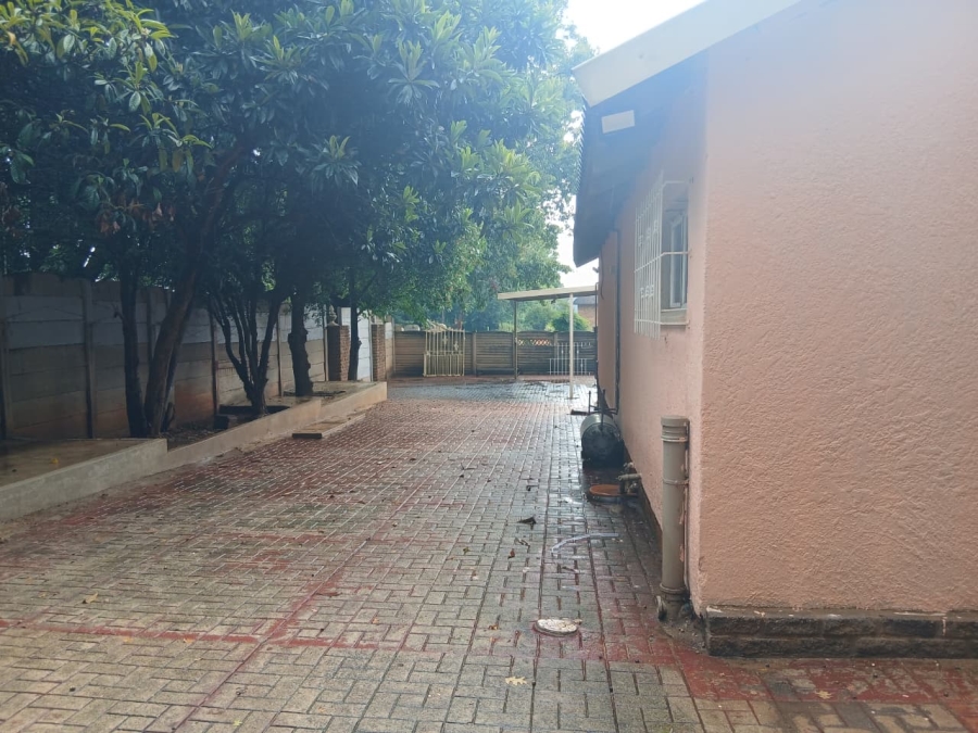 3 Bedroom Property for Sale in Klipwater Gauteng