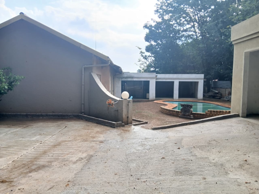 3 Bedroom Property for Sale in Klipwater Gauteng